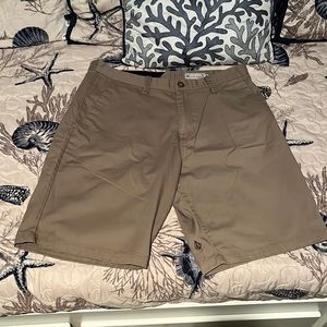 Volcom short